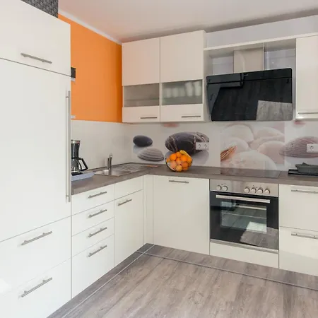Premium-wohnung Family-garten Bei Fam Horster Bensheim